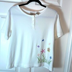 Baxter & Wells Top Short Sleeves Med Pet Embroidered Butterfly Flowers  Cotton
